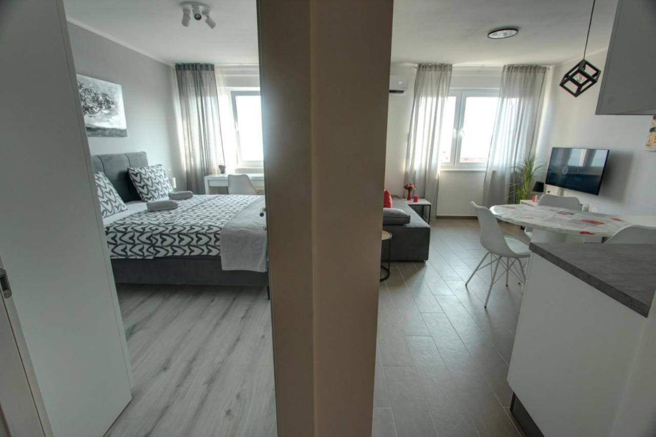 Mamma Mia Lux Apartment Риека Экстерьер фото
