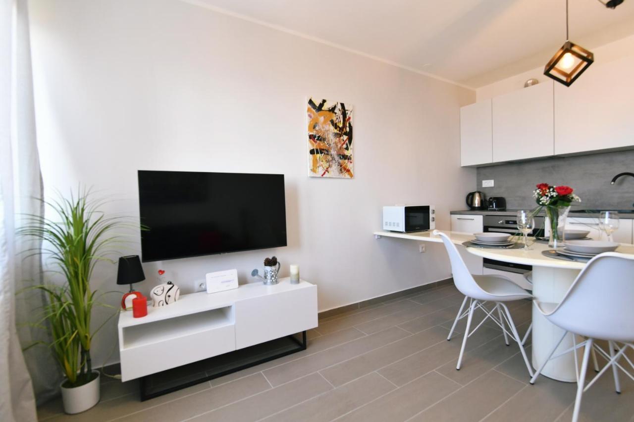 Mamma Mia Lux Apartment Риека Экстерьер фото
